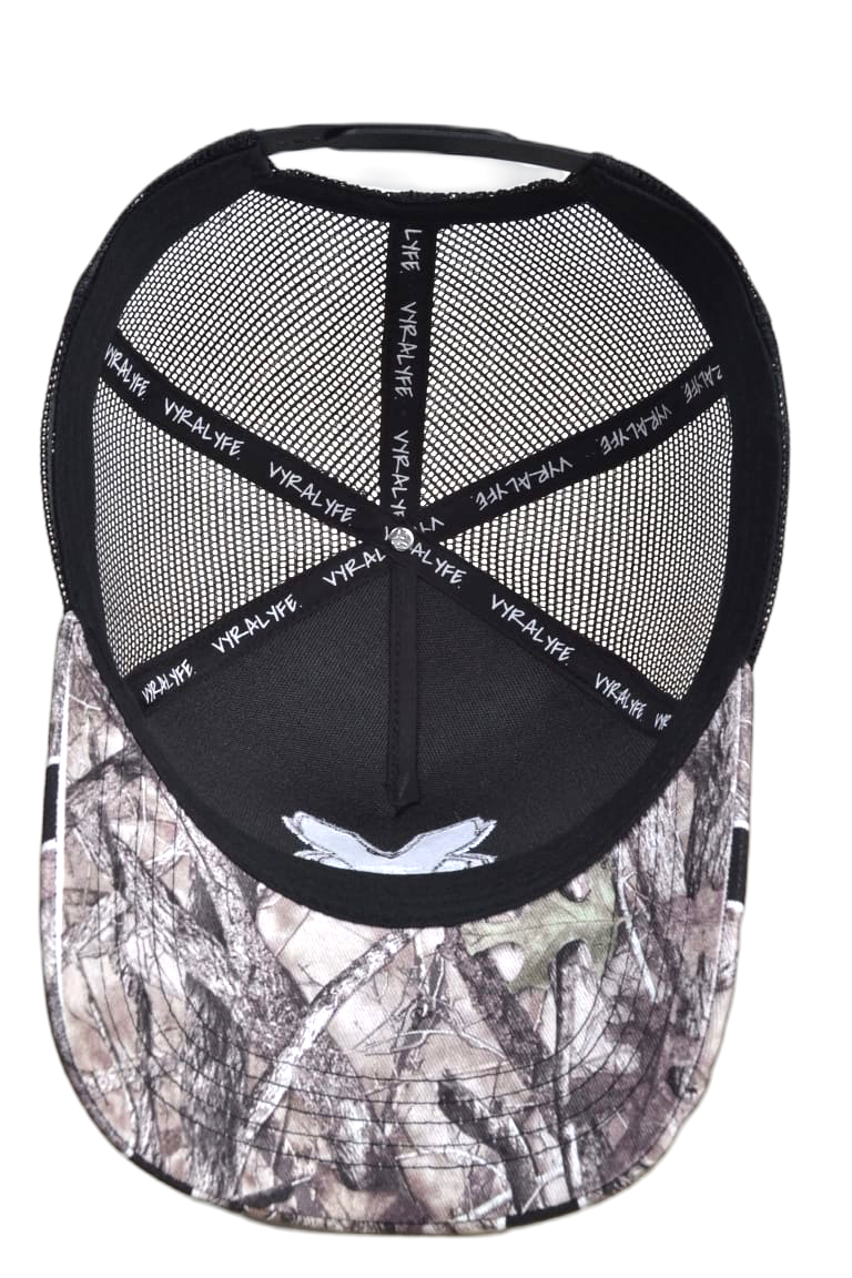 WOODLAND CAMO TRUCKER HAT