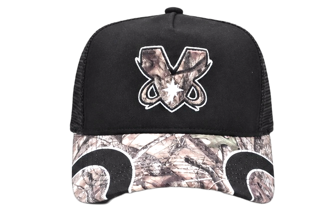 WOODLAND CAMO TRUCKER HAT