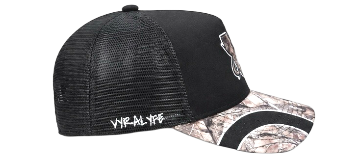 WOODLAND CAMO TRUCKER HAT